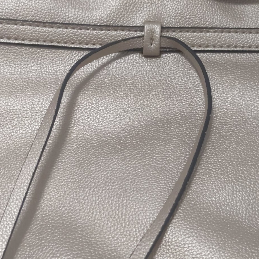 Purse - Picture 2 of 3